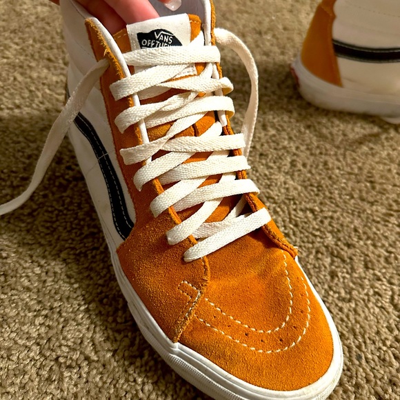 Vans MENS 7 or WOMENS 8.5 - Picture 3 of 5